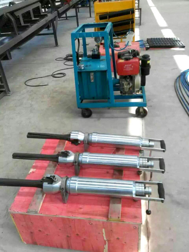 柱式液壓劈裂機(jī)-3.jpg